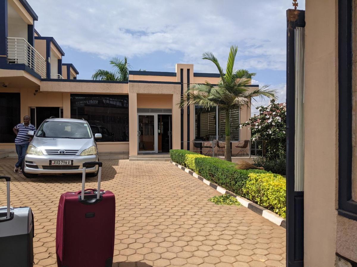 Ikaze B&B Kigali Extérieur photo