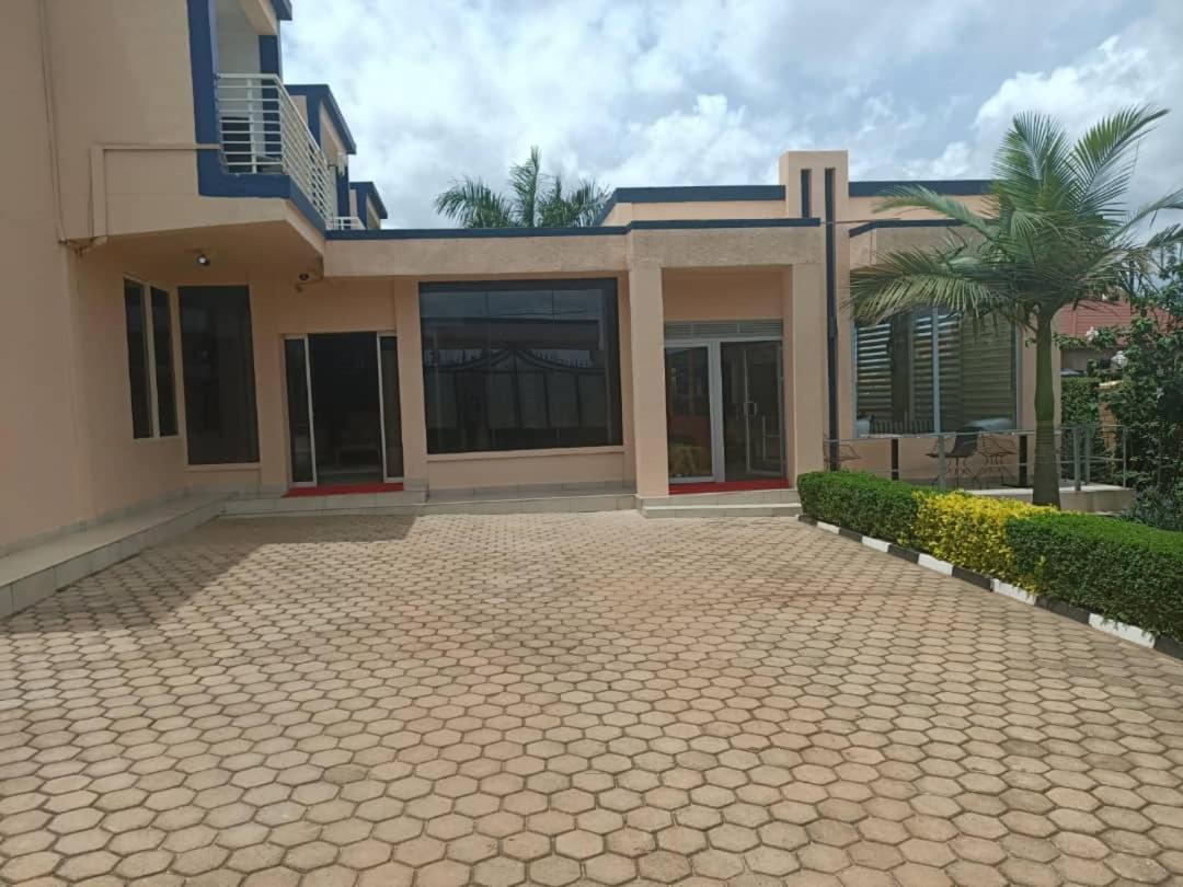 Ikaze B&B Kigali Extérieur photo