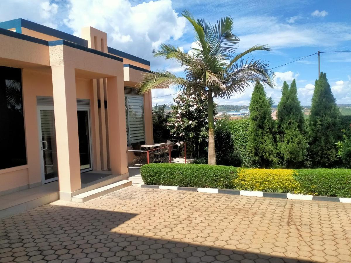 Ikaze B&B Kigali Extérieur photo